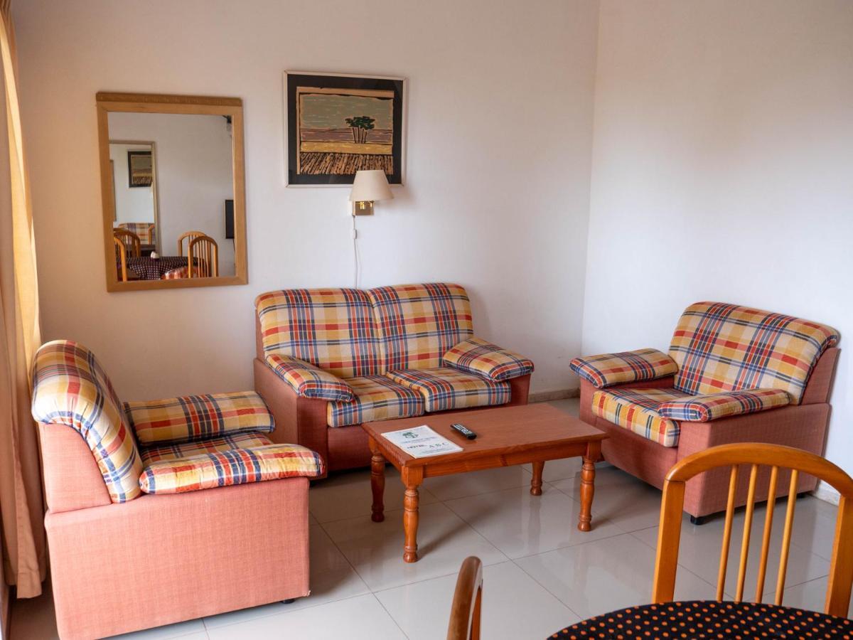 Cape Point Hotel Bakau Ngoại thất bức ảnh