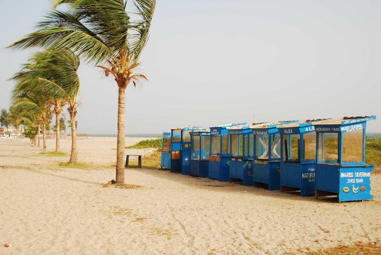Cape Point Hotel Bakau Ngoại thất bức ảnh