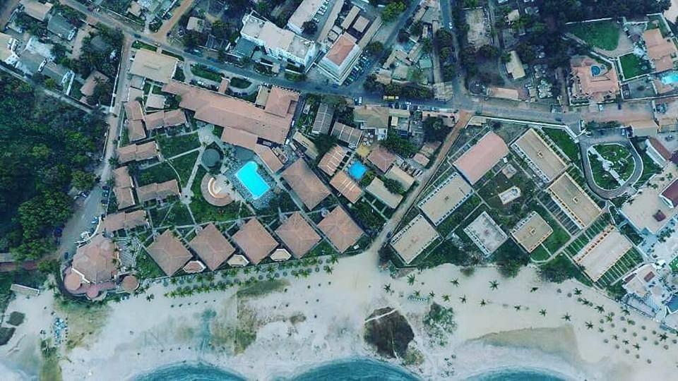 Cape Point Hotel Bakau Ngoại thất bức ảnh