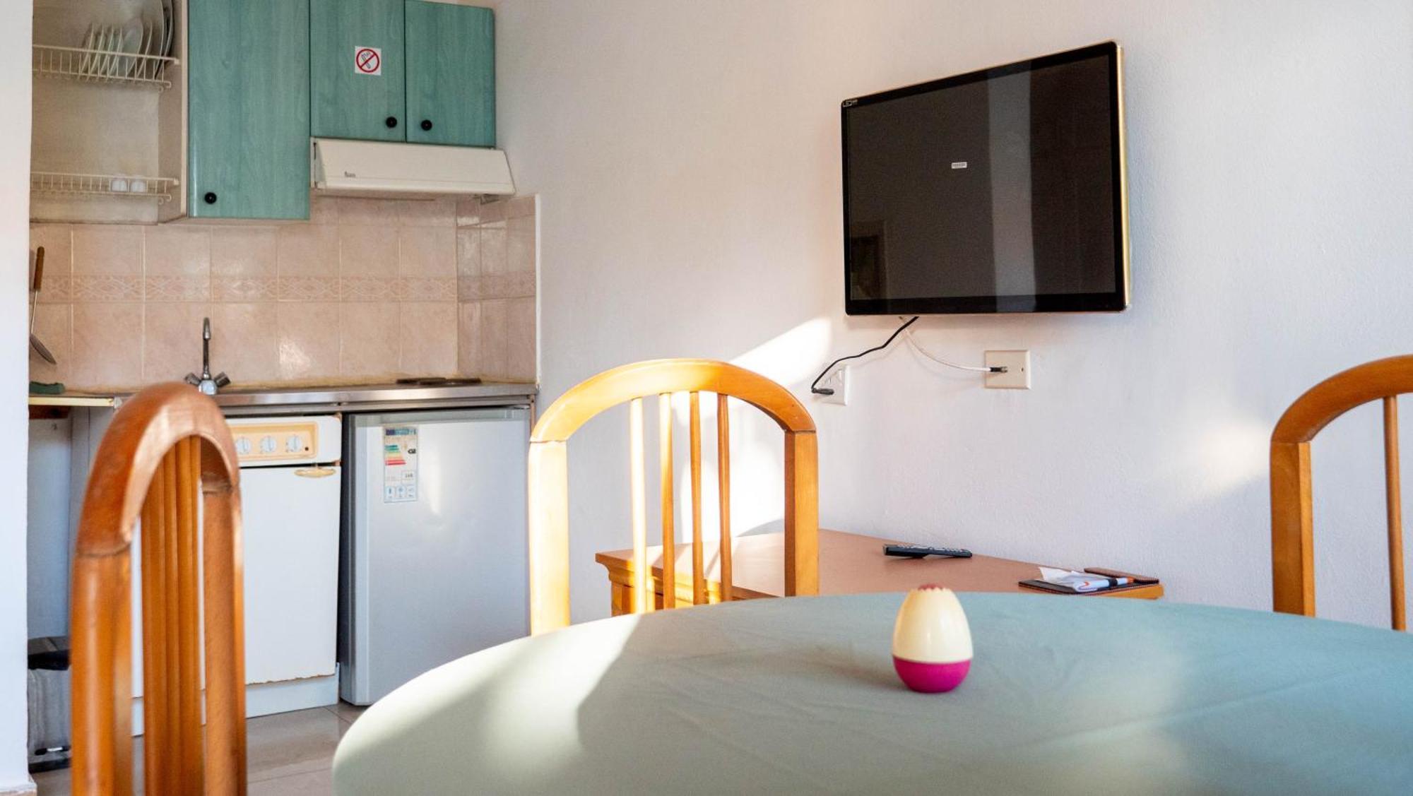 Cape Point Hotel Bakau Ngoại thất bức ảnh